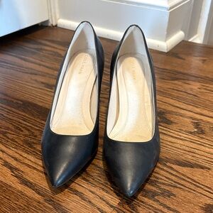 Cole Haan Black Pointed-Toe Leather Pumps